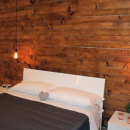Girovagando Bed & Breakfast 4*
