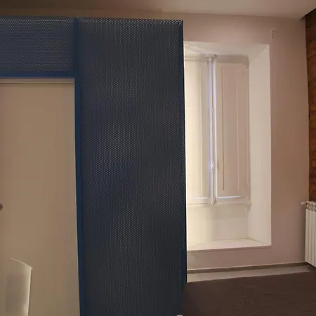 فندق مبيت وإفطار Girovagando روما